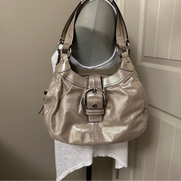 Authentic Coach Bag in Metallic Gold - Picture 3 of 15